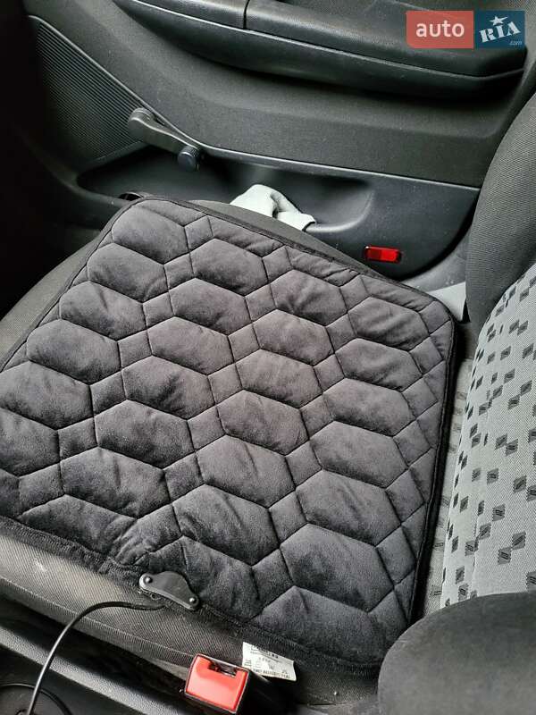 Хэтчбек Skoda Fabia 2007 в Киеве