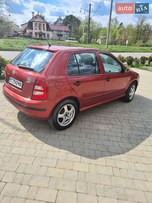 Хэтчбек Skoda Fabia 2001 в Львове