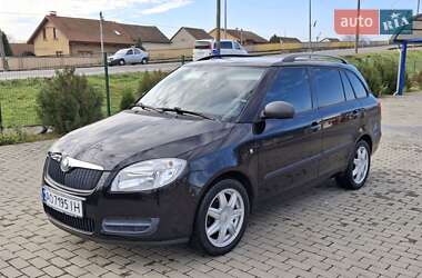 Универсал Skoda Fabia 2010 в Мукачево