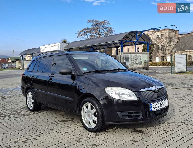 Універсал Skoda Fabia 2010 в Мукачевому