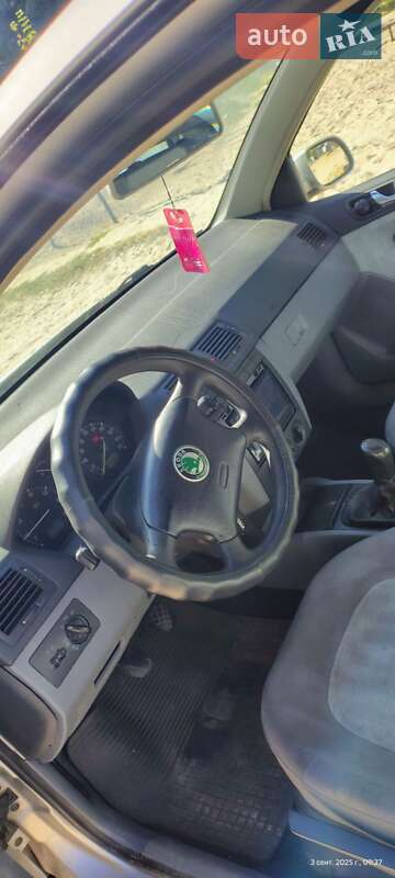 Універсал Skoda Fabia 2001 в Дніпрі