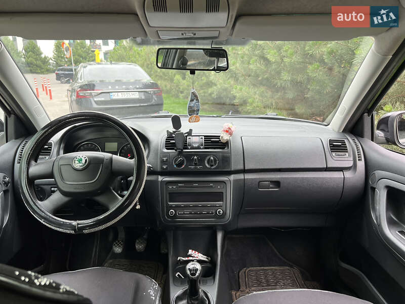 Универсал Skoda Fabia 2011 в Киеве