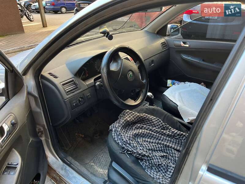 Седан Skoda Fabia 2005 в Києві фото 6 Седан Skoda Fabia 2005 в Києві