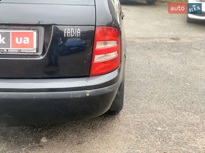 Універсал Skoda Fabia 2004 в Вінниці