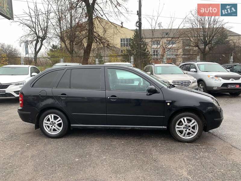 Універсал Skoda Fabia 2004 в Вінниці