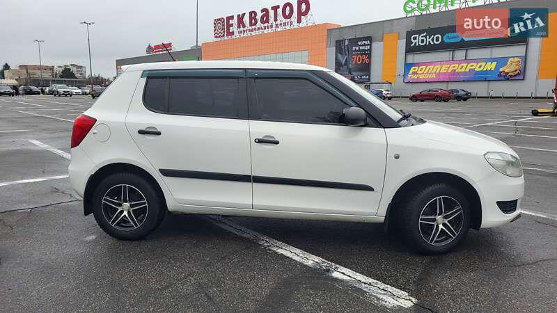 Хэтчбек Skoda Fabia 2012 в Полтаве