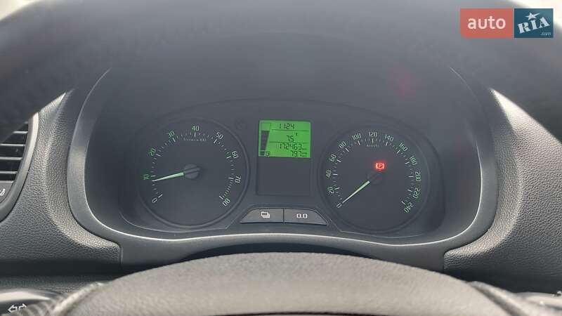 Хэтчбек Skoda Fabia 2012 в Полтаве