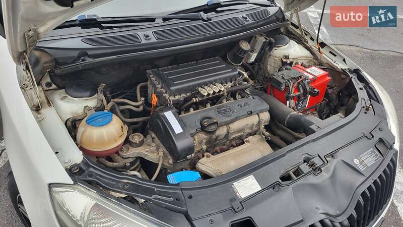 Хэтчбек Skoda Fabia 2012 в Полтаве