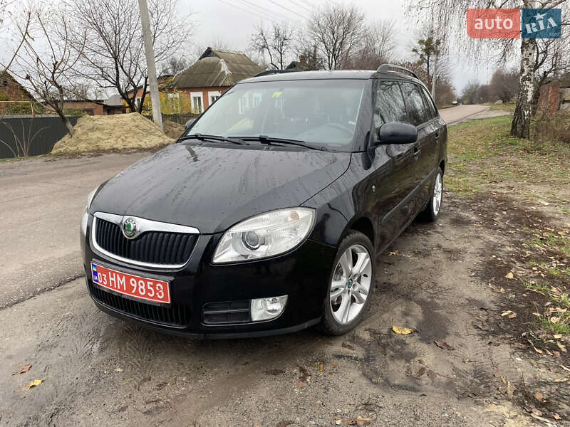 Универсал Skoda Fabia 2008 в Ахтырке фото Универсал Skoda Fabia 2008 в Ахтырке