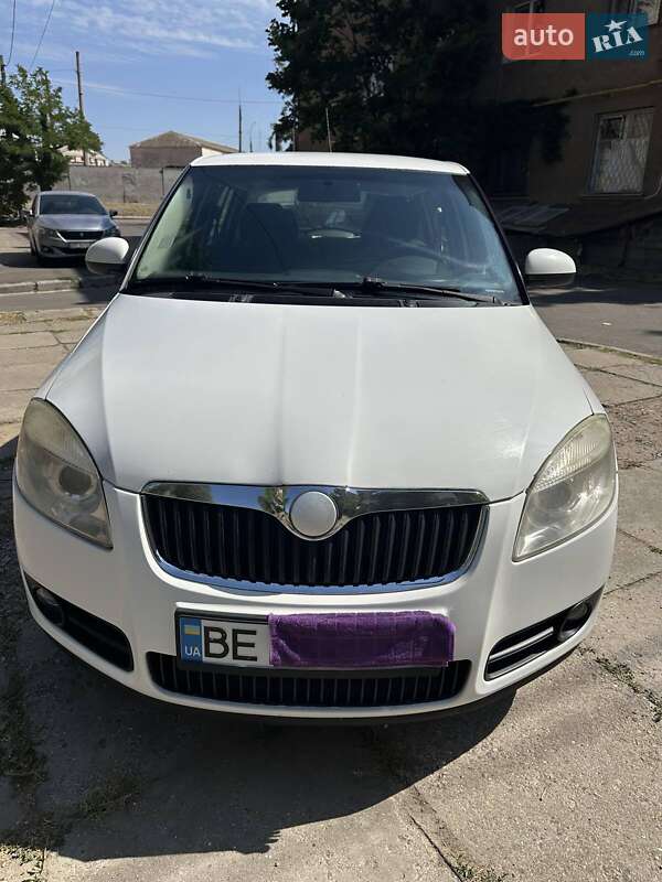 Хэтчбек Skoda Fabia 2008 в Николаеве