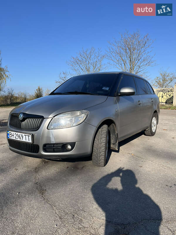 Универсал Skoda Fabia 2009 в Очакове фото 2 Универсал Skoda Fabia 2009 в Очакове