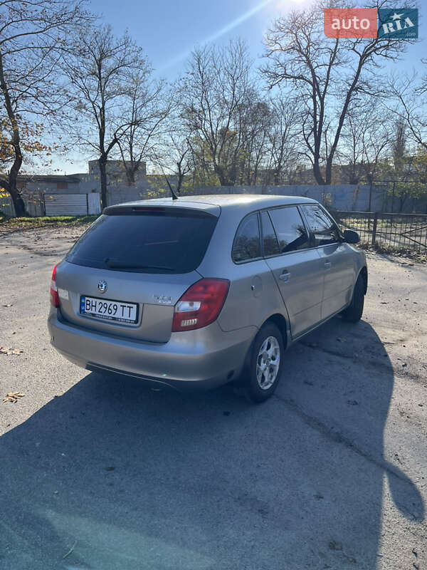 Универсал Skoda Fabia 2009 в Очакове фото 4 Универсал Skoda Fabia 2009 в Очакове