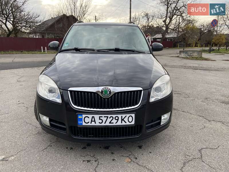Универсал Skoda Fabia 2009 в Корсуне-Шевченковском