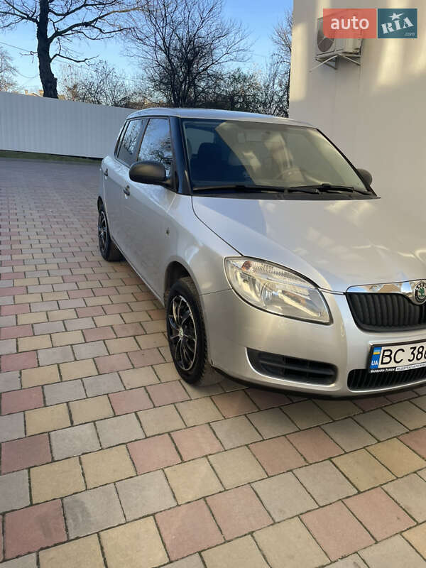 Хетчбек Skoda Fabia 2009 в Львові фото 3 Хетчбек Skoda Fabia 2009 в Львові