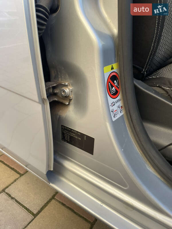 Хетчбек Skoda Fabia 2009 в Львові фото 26 Хетчбек Skoda Fabia 2009 в Львові