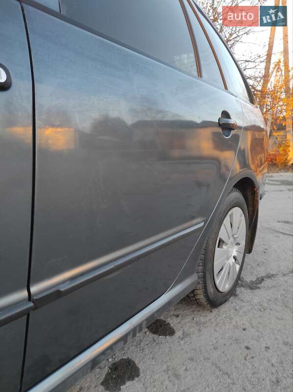 Универсал Skoda Fabia 2006 в Дунаевцах