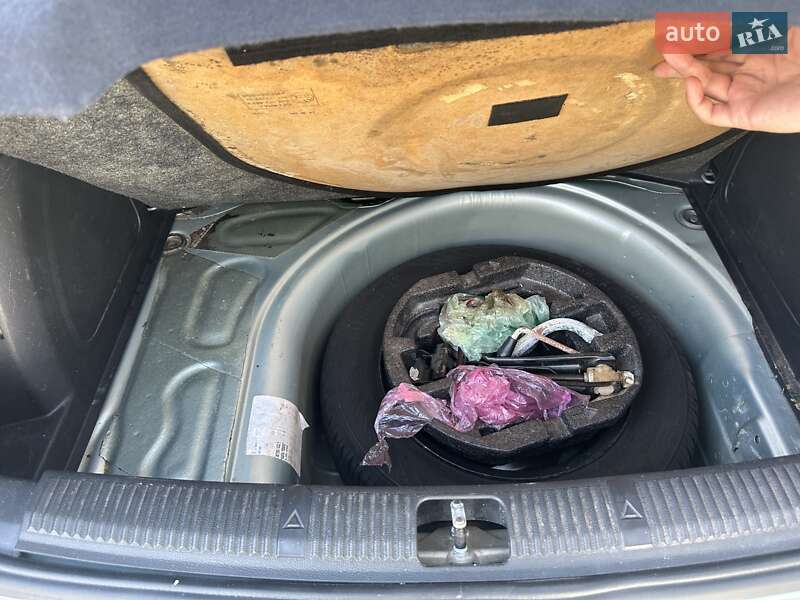 Хэтчбек Skoda Fabia 2011 в Киеве фото 16 Хэтчбек Skoda Fabia 2011 в Киеве