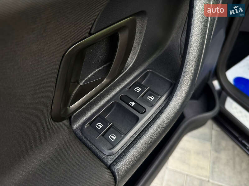 Хэтчбек Skoda Fabia 2011 в Луцке фото 16 Хэтчбек Skoda Fabia 2011 в Луцке