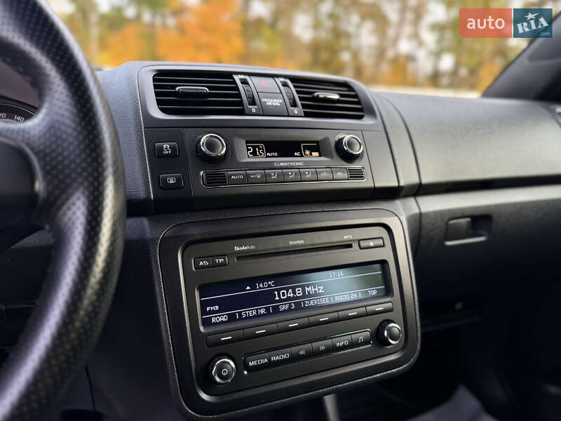 Хэтчбек Skoda Fabia 2011 в Луцке фото 26 Хэтчбек Skoda Fabia 2011 в Луцке