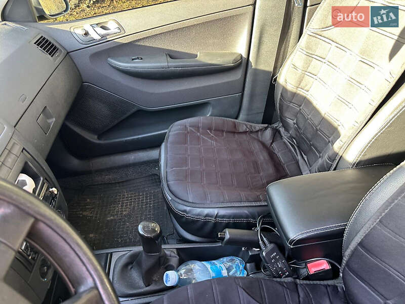 Хэтчбек Skoda Fabia 2004 в Вольнянске фото 9 Хэтчбек Skoda Fabia 2004 в Вольнянске