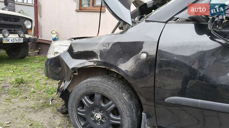 Хэтчбек Skoda Fabia 2011 в Дубно фото 8 Хэтчбек Skoda Fabia 2011 в Дубно