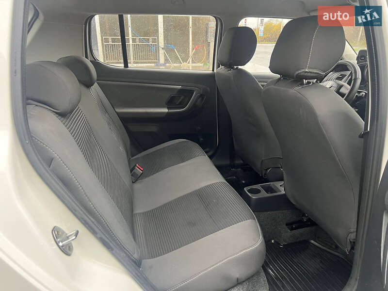 Хэтчбек Skoda Fabia 2012 в Полтаве