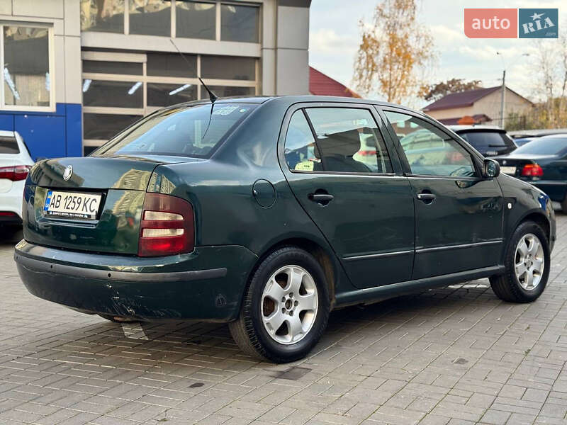 Седан Skoda Fabia 2004 в Одессе