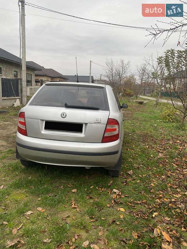 Хэтчбек Skoda Fabia 2006 в Ужгороде