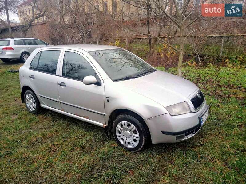 Хэтчбек Skoda Fabia 2001 в Самборе фото 2 Хэтчбек Skoda Fabia 2001 в Самборе