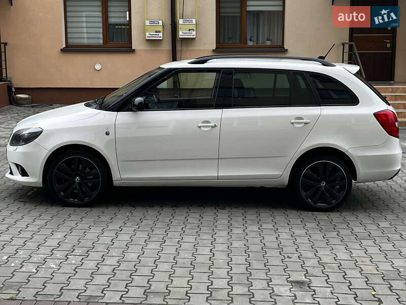 Универсал Skoda Fabia 2011 в Луцке