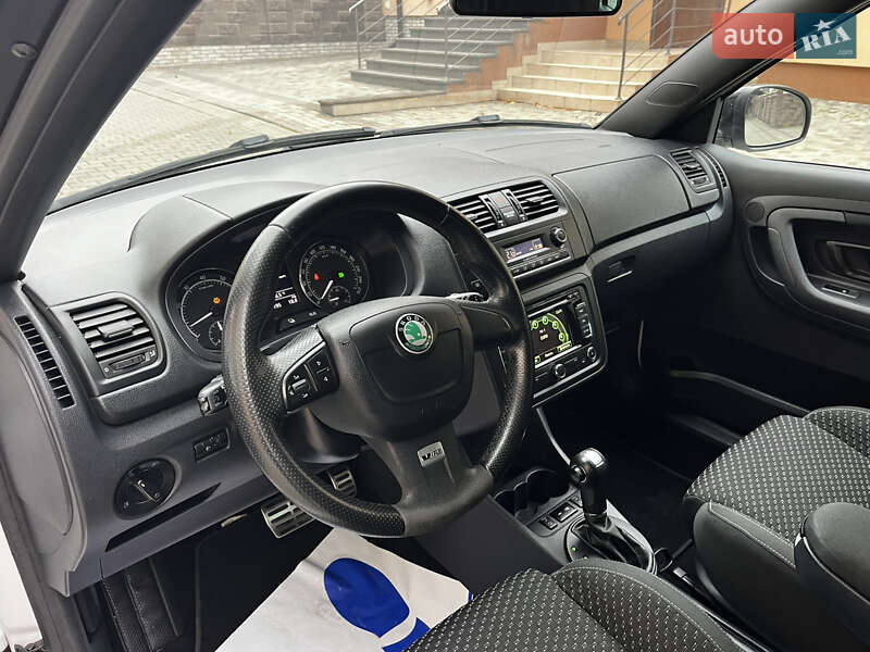 Универсал Skoda Fabia 2011 в Луцке