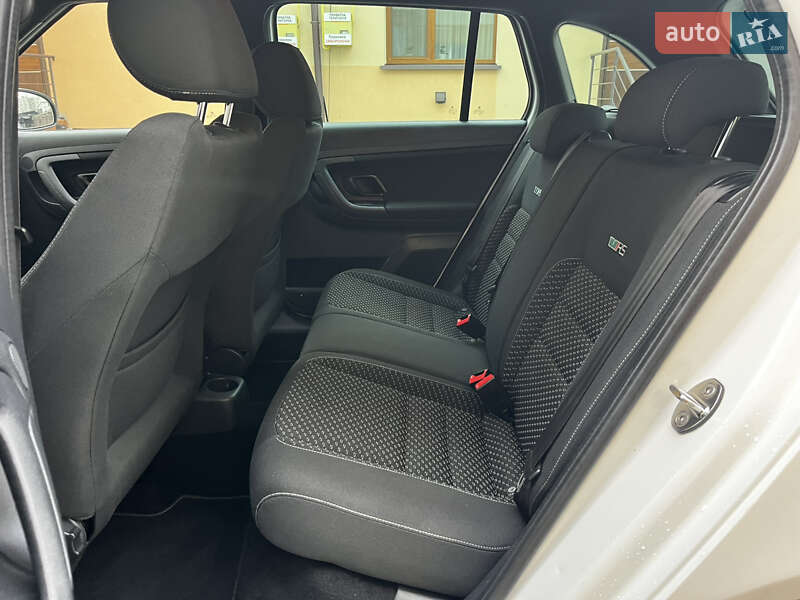 Универсал Skoda Fabia 2011 в Луцке