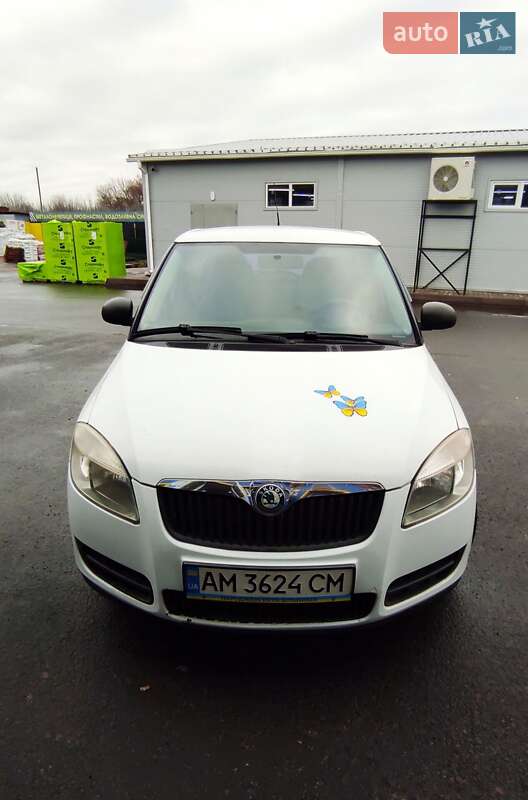 Хэтчбек Skoda Fabia 2008 в Андрушевке