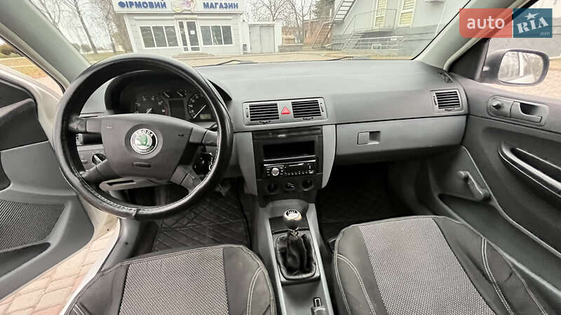 Хэтчбек Skoda Fabia 2000 в Полтаве