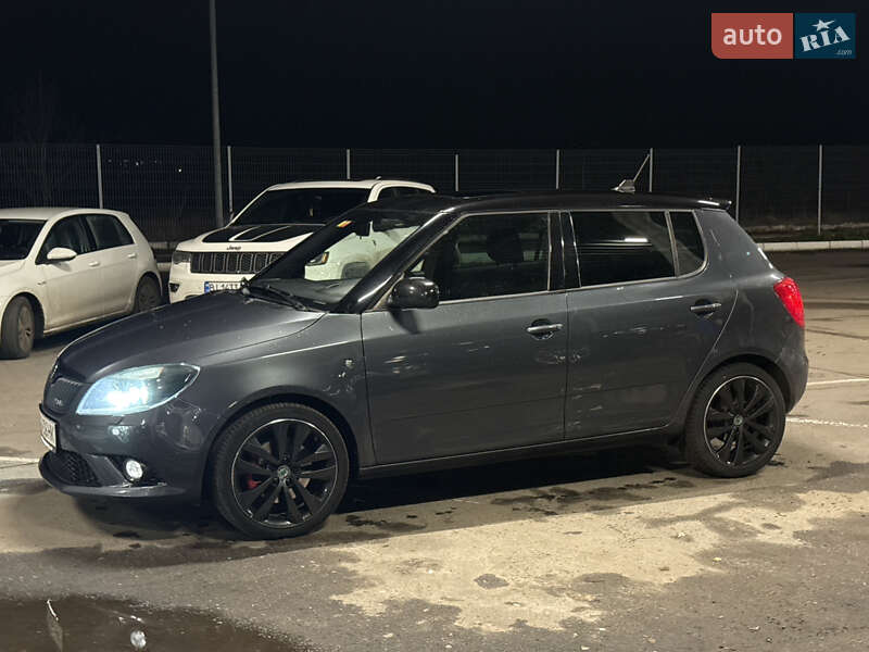 Хэтчбек Skoda Fabia 2012 в Полтаве