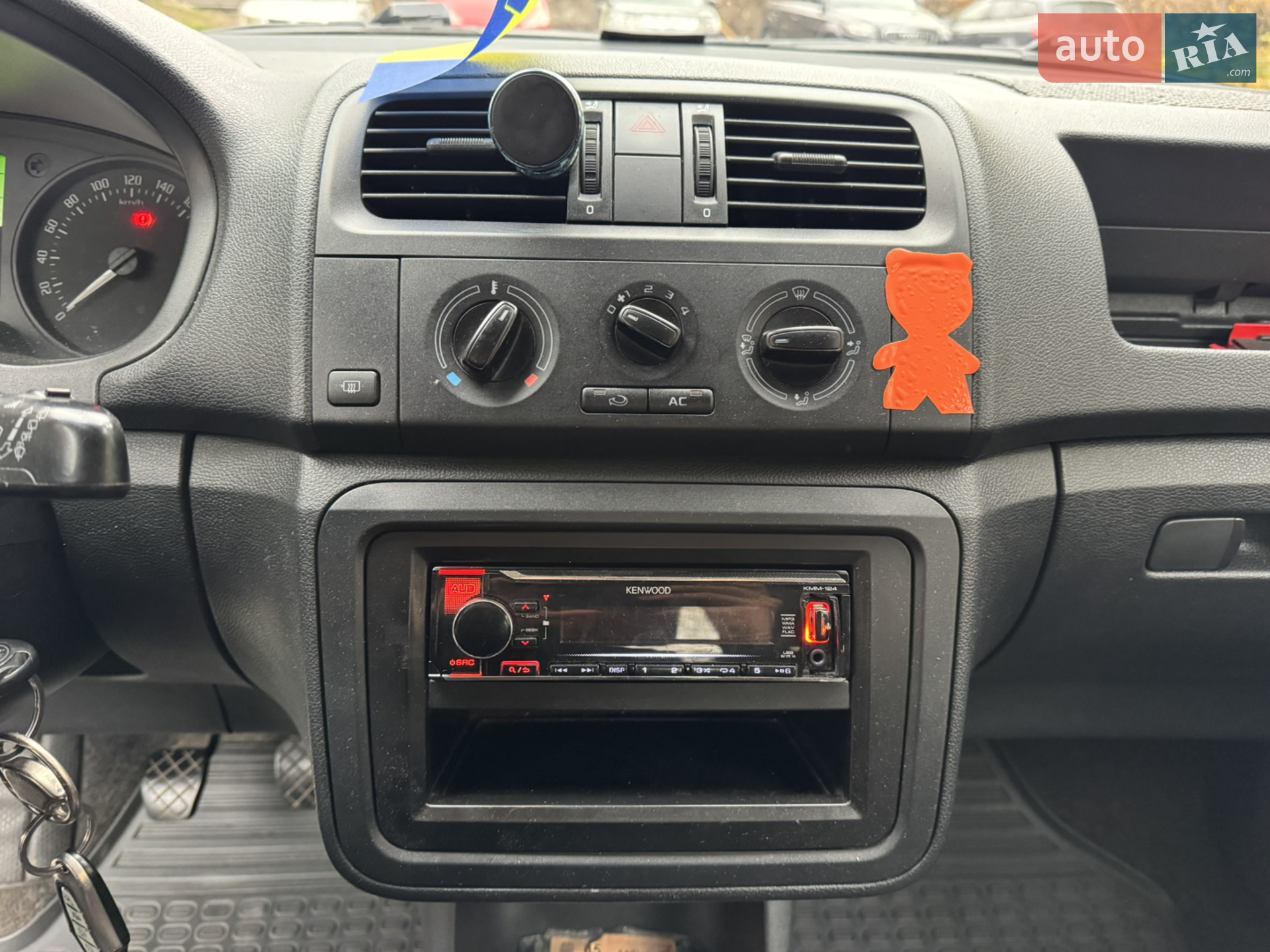 2011 Skoda Fabia - мініатюра 13