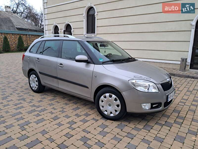Универсал Skoda Fabia 2009 в Могилев-Подольске