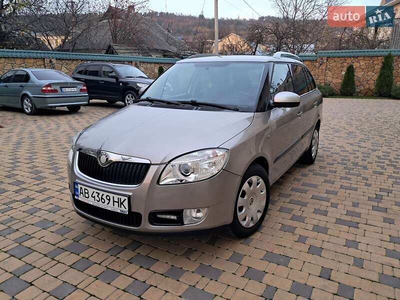 Универсал Skoda Fabia 2009 в Могилев-Подольске