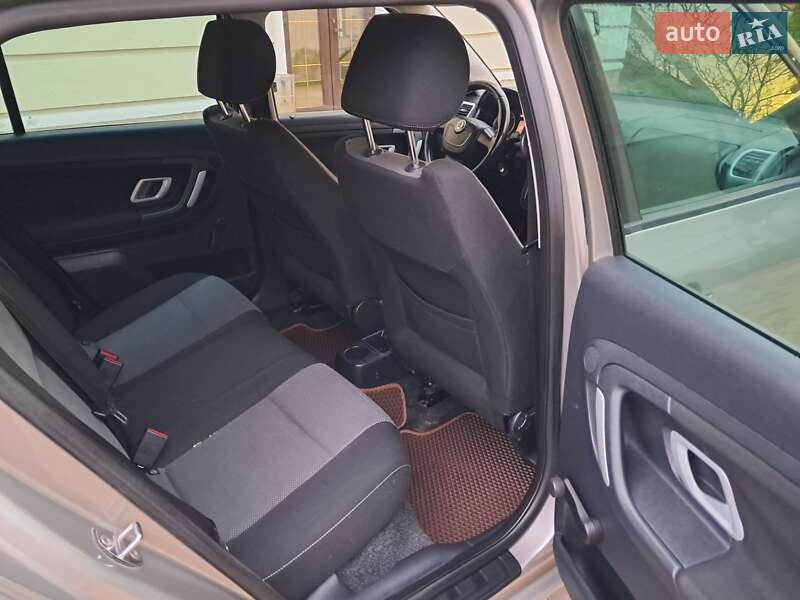 Универсал Skoda Fabia 2009 в Могилев-Подольске