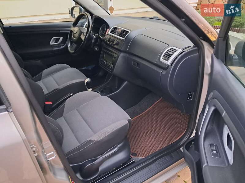 Универсал Skoda Fabia 2009 в Могилев-Подольске