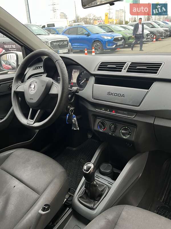 Хэтчбек Skoda Fabia 2018 в Киеве
