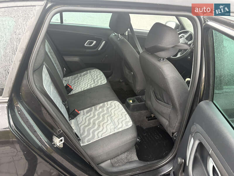 Універсал Skoda Fabia 2009 в Городку фото 11 Універсал Skoda Fabia 2009 в Городку