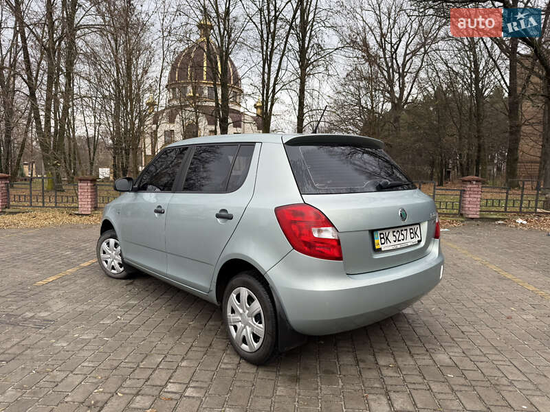 Хэтчбек Skoda Fabia 2012 в Владимирце фото 2 Хэтчбек Skoda Fabia 2012 в Владимирце