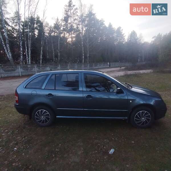 Универсал Skoda Fabia 2005 в Киеве фото 4 Универсал Skoda Fabia 2005 в Киеве