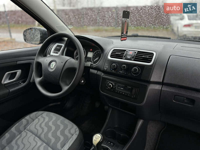 Універсал Skoda Fabia 2008 в Вінниці