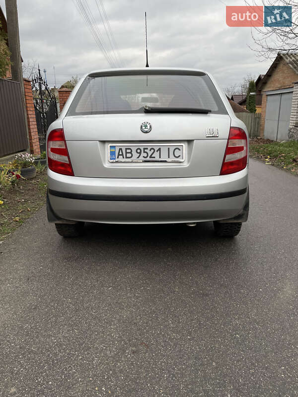 Хэтчбек Skoda Fabia 2005 в Немирове