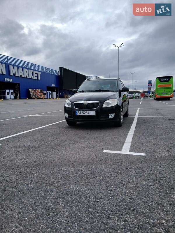 Універсал Skoda Fabia 2009 в Полтаві