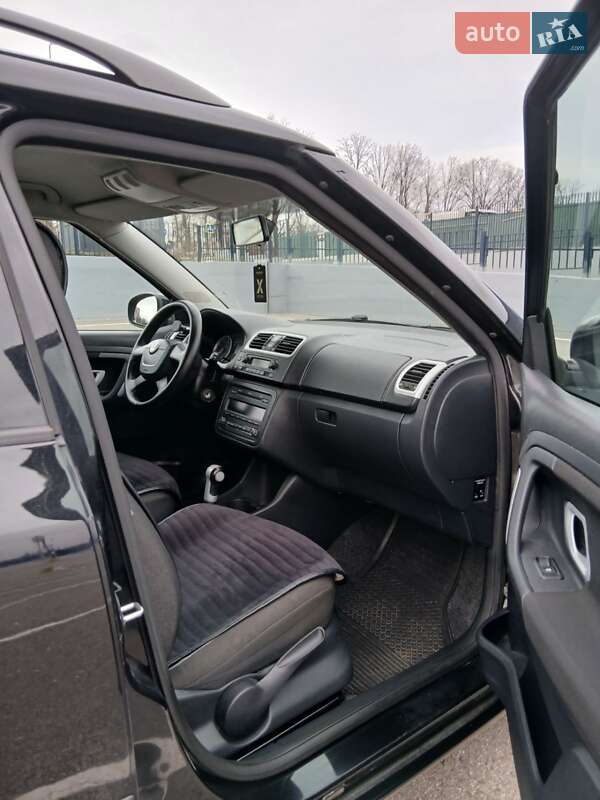 Універсал Skoda Fabia 2009 в Полтаві