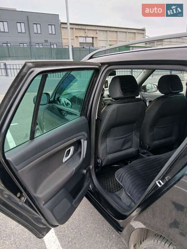 Універсал Skoda Fabia 2009 в Полтаві