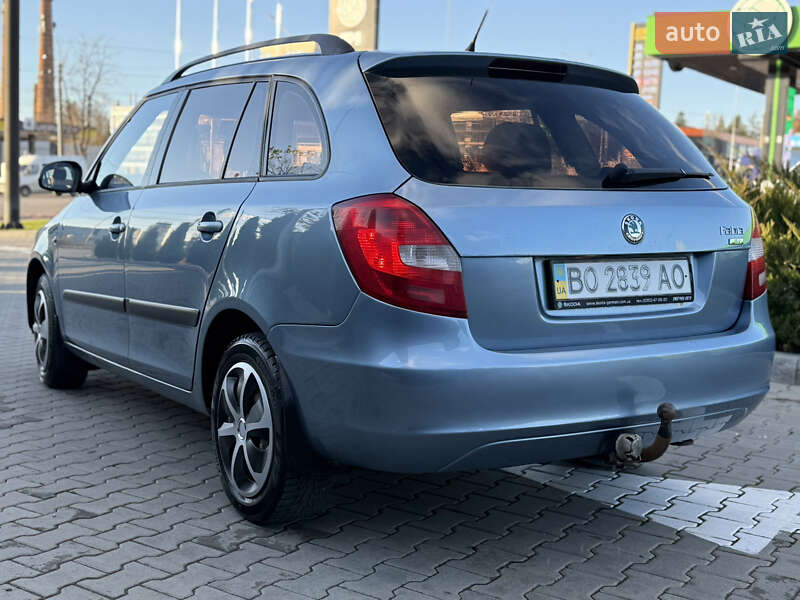 Универсал Skoda Fabia 2009 в Тернополе